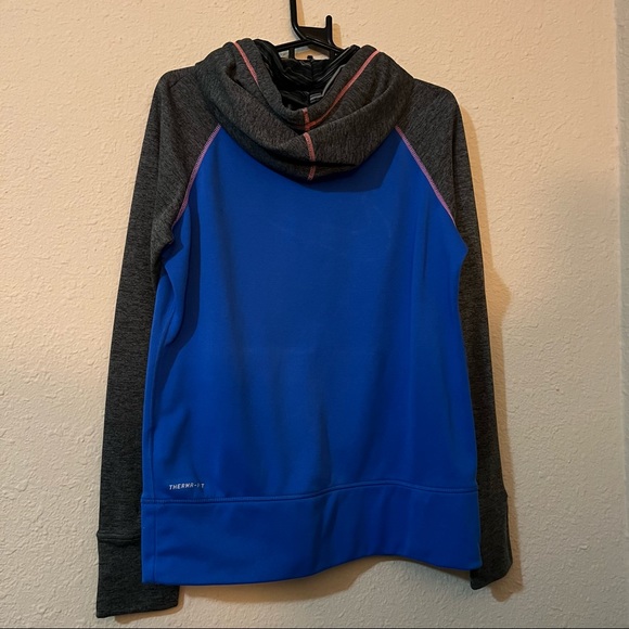3/$25 Nike Sweatshirt - Picture 2 of 3